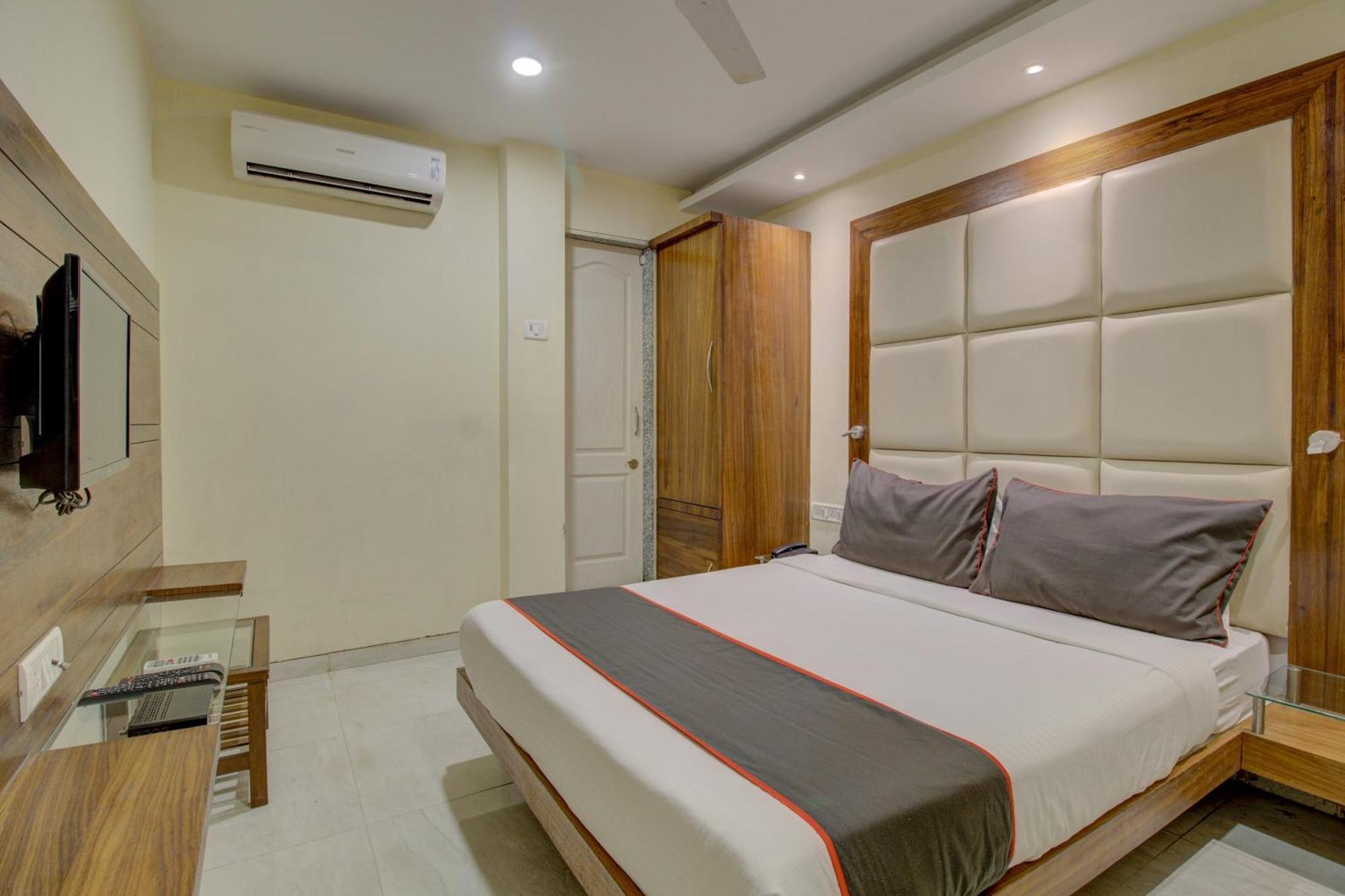 Hotel O Address Inn, Mumbai